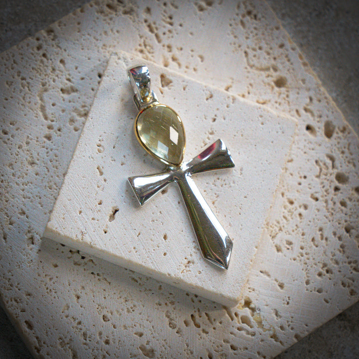 Ascendant Ankh Pendant