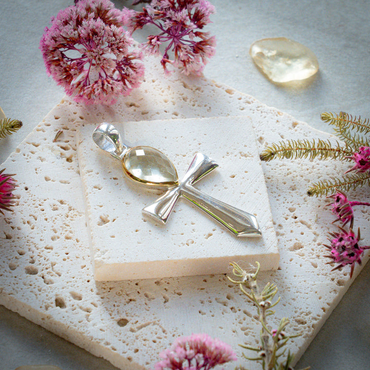 Ascendant Ankh Pendant