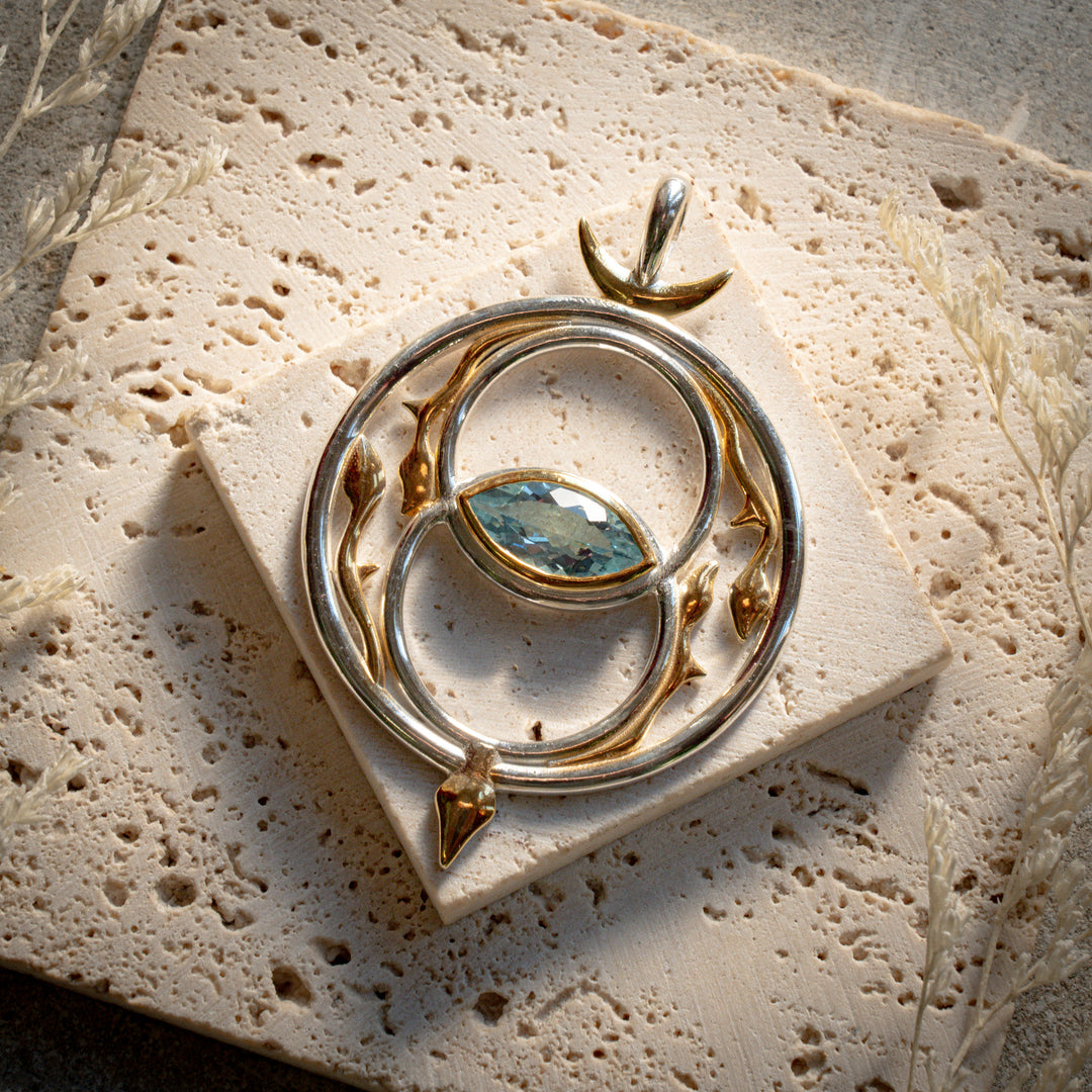 Deluxe Blue Topaz Vesica