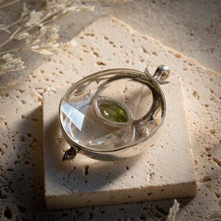 Deluxe Peridot Vesica with Quartz Merkabah