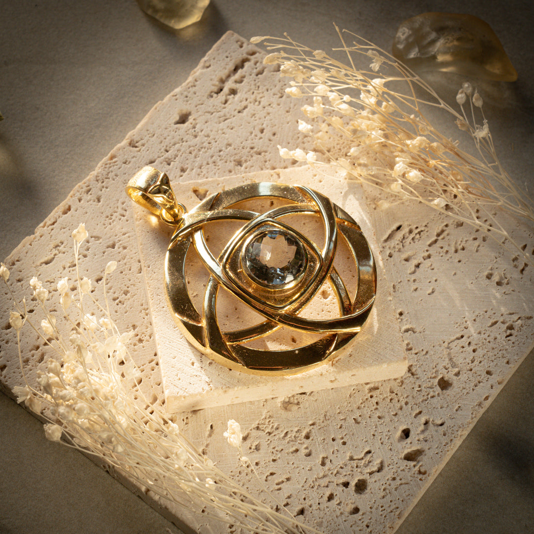 Gilded Green Amethyst Nexus Pendant
