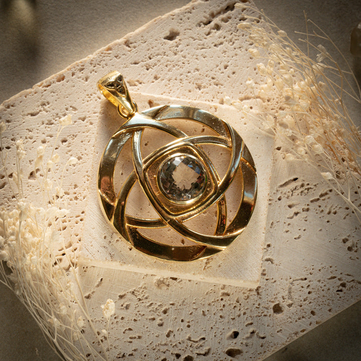 Gilded Green Amethyst Nexus Pendant