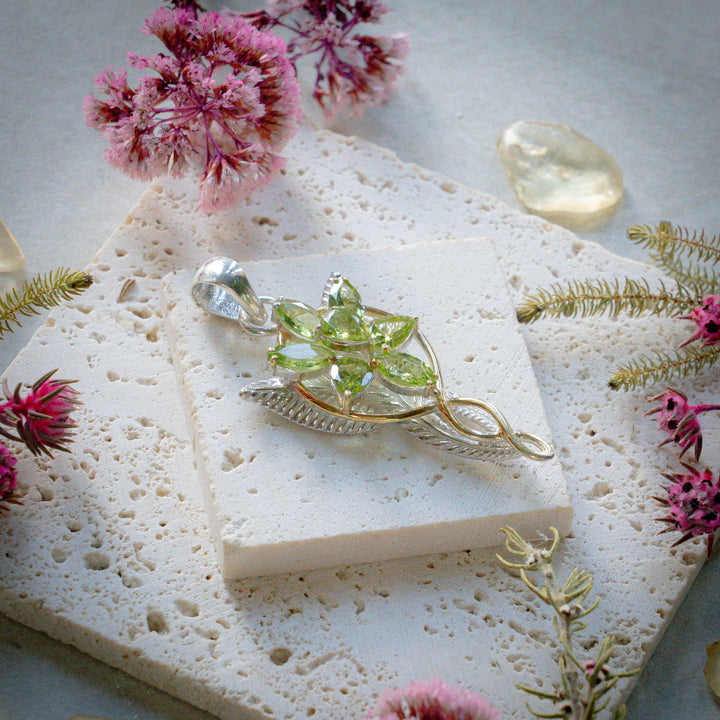 Peridot Elvenstar Pendant