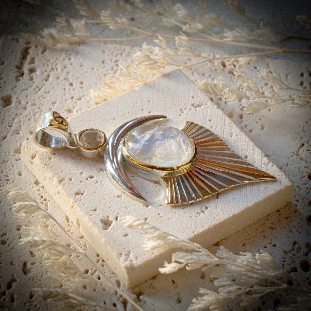Lunaria Pendant