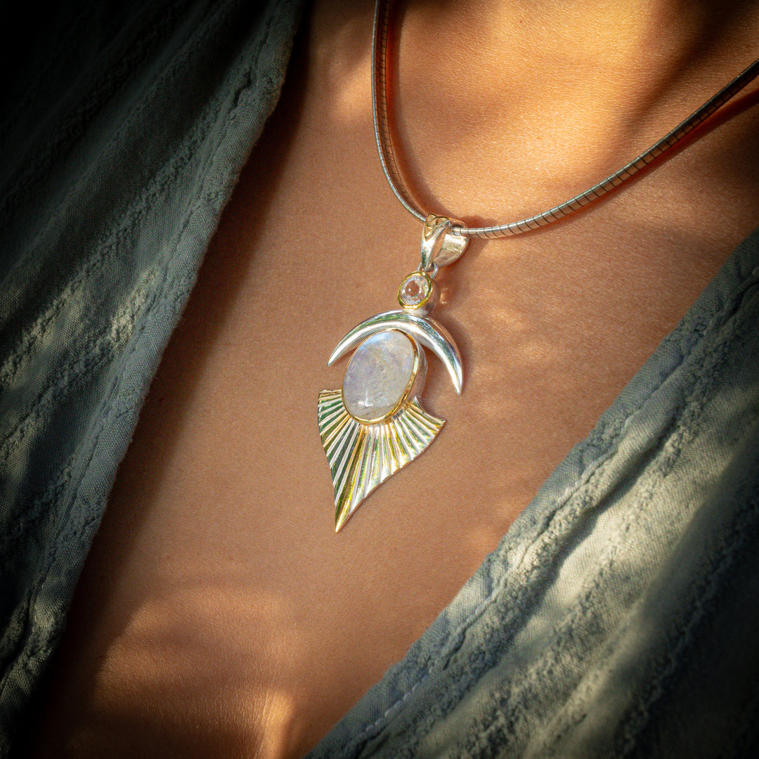 Lunaria Pendant
