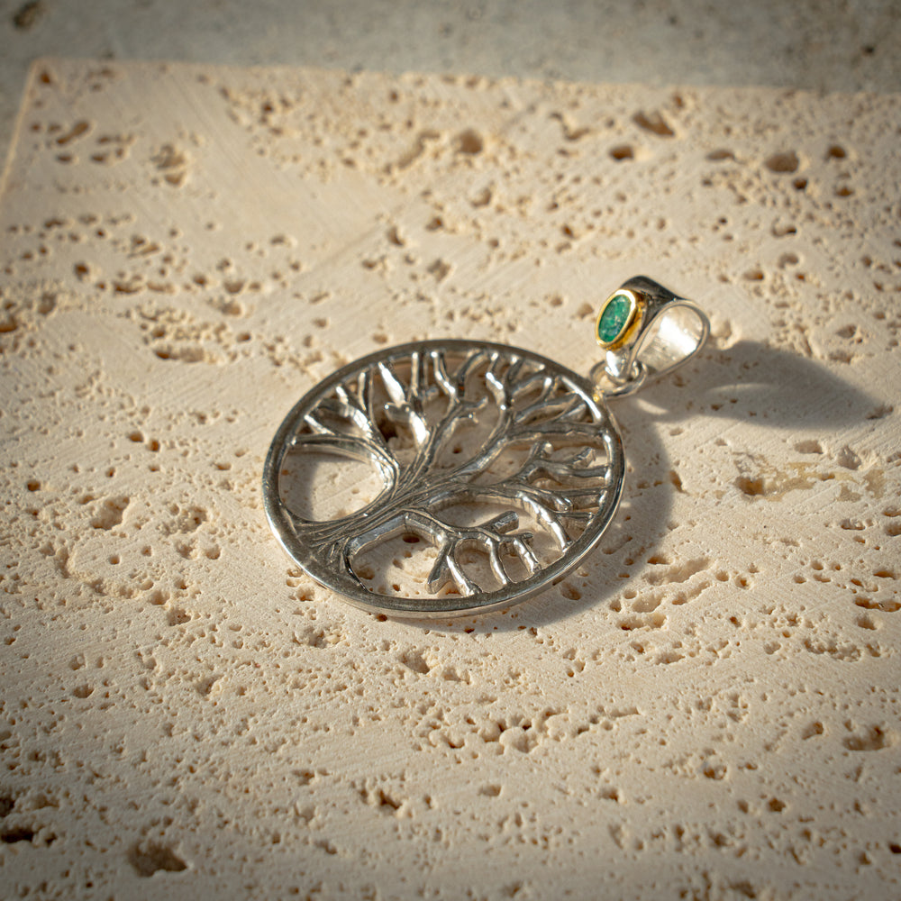 Tree of Life Handcrafted symbolic pendant in sterling silver and gold, inspired by ancient wisdom and sacred meaning – spiritual jewellery jewelry for transformation and protection. Nature and Celtic influence